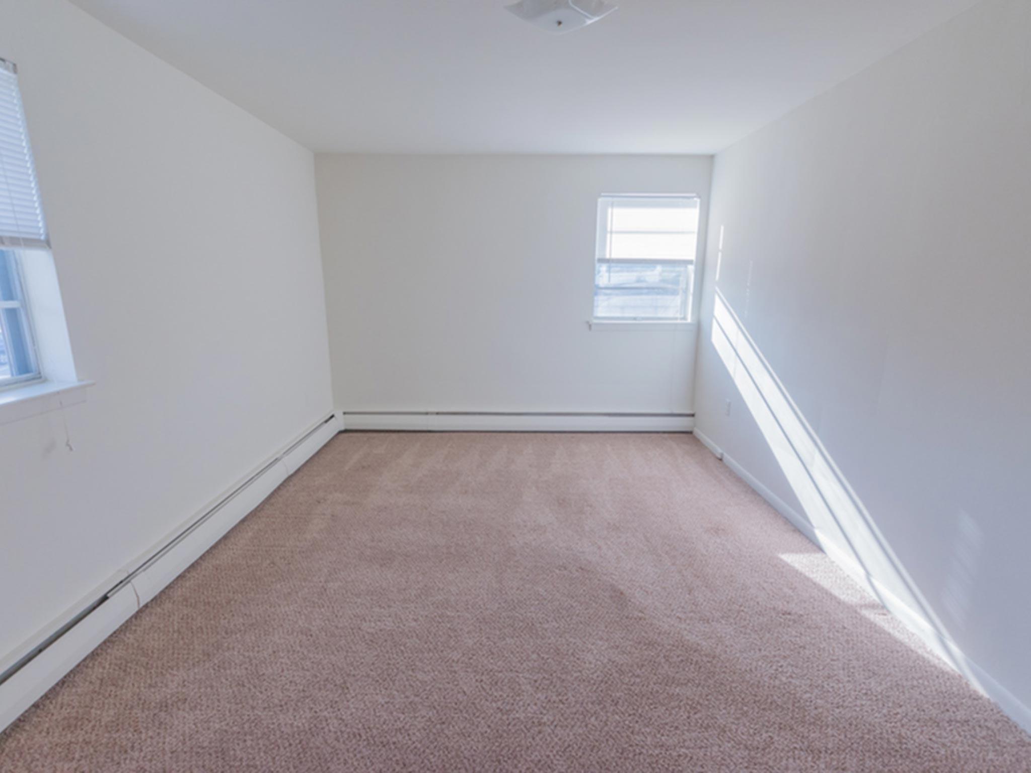 Evergreen Club Apartments sample apartment bedroom