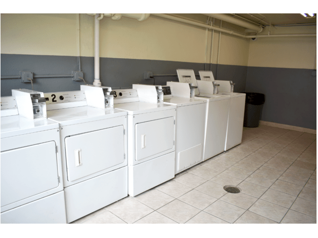 Winslow House Apartments laundry facilities